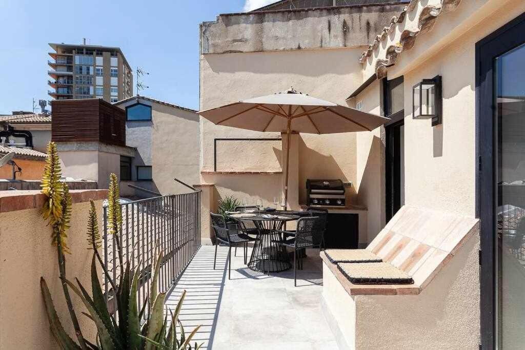 Velo Vern 3 Luxury Penthouse W Views Of City Wall Girona Exterior foto