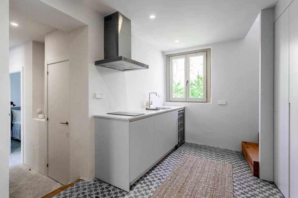 Velo Vern 3 Luxury Penthouse W Views Of City Wall Girona Exterior foto