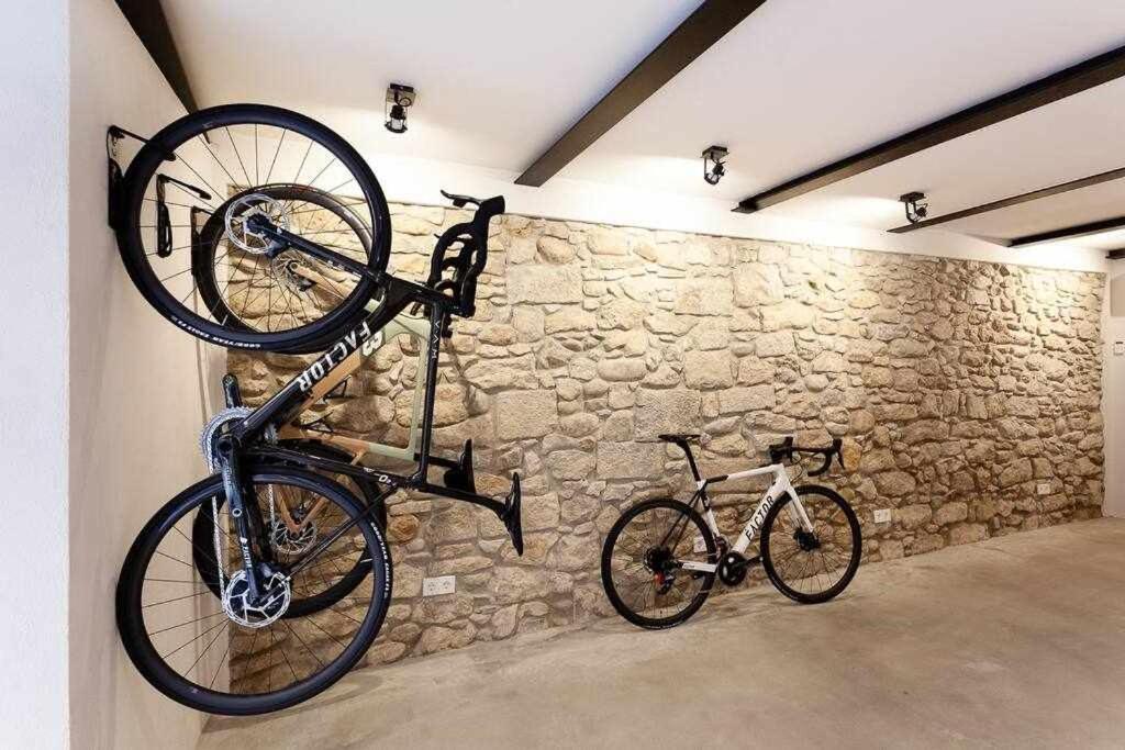 Velo Vern 3 Luxury Penthouse W Views Of City Wall Girona Exterior foto